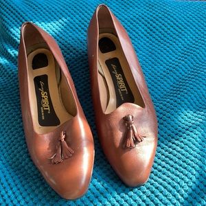 Easy spirit leather work shoes. Like new!